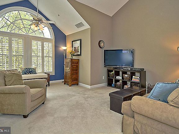 3rd image of 12221 Fairfield House Dr APT 113