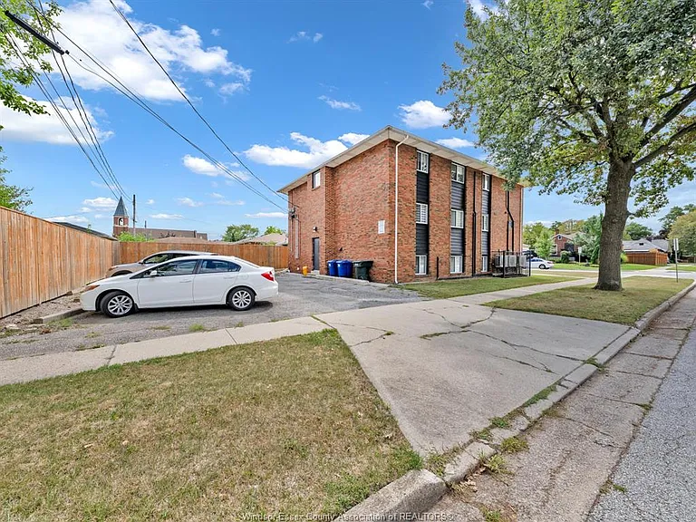 1904 Olive Rd #1 — Photo 13