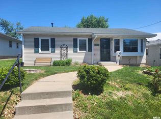 1225 S 18th St, Quincy, IL 62301