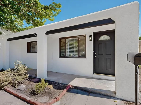 1820 Lester Dr NE, Albuquerque, NM 87112