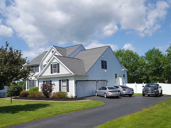 2nd image of 68 Dutch Meadows Dr