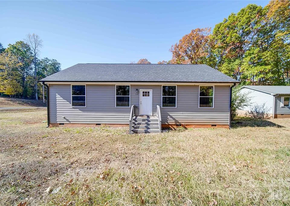 112 Rockwell Ct