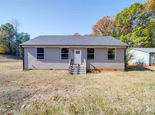 112 Rockwell Ct, Troy, NC 27306