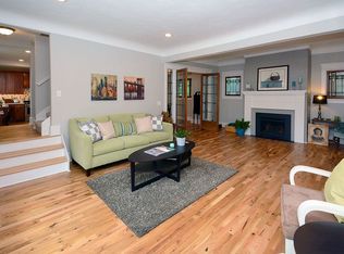 401 Wildwood Rd, Saint Paul, MN 55115