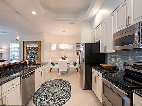4th image of 7160 Lemuria Cir APT 1502