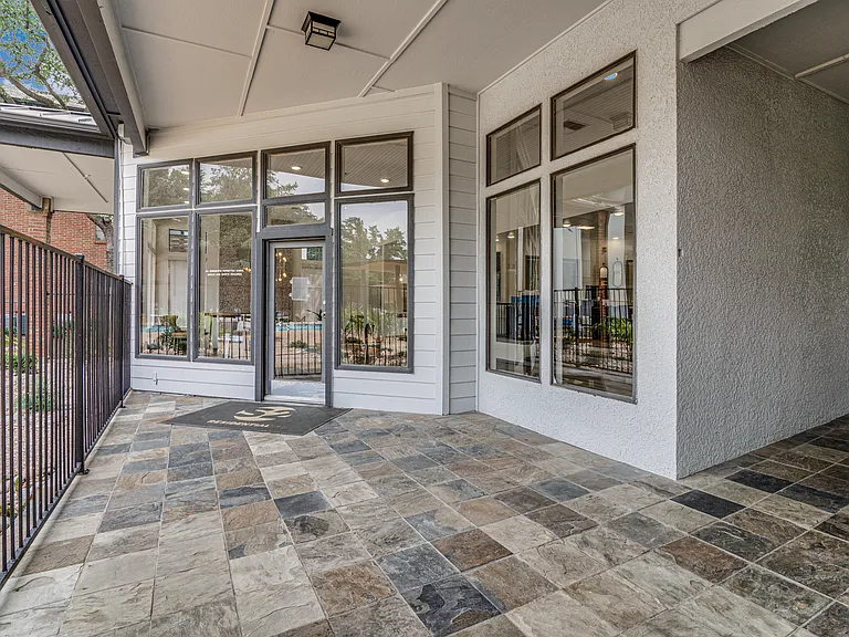 Raleigh At Towne Crossing — Photo 53