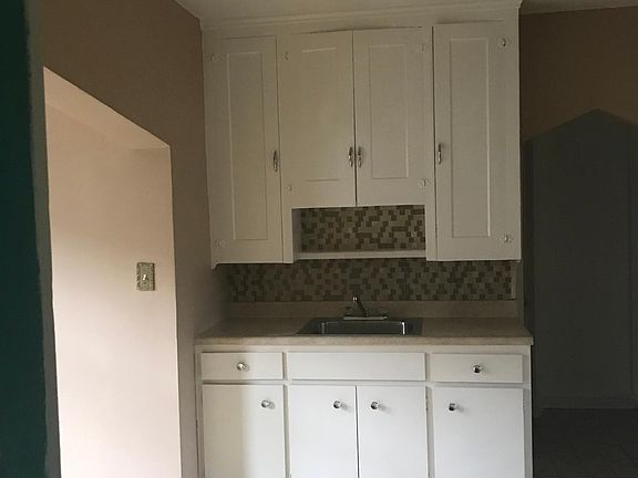 3rd image of 3742 W 140th St #6