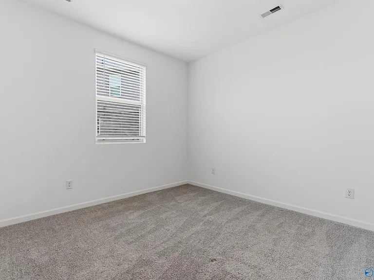 104 Cavern Ct — Photo 7