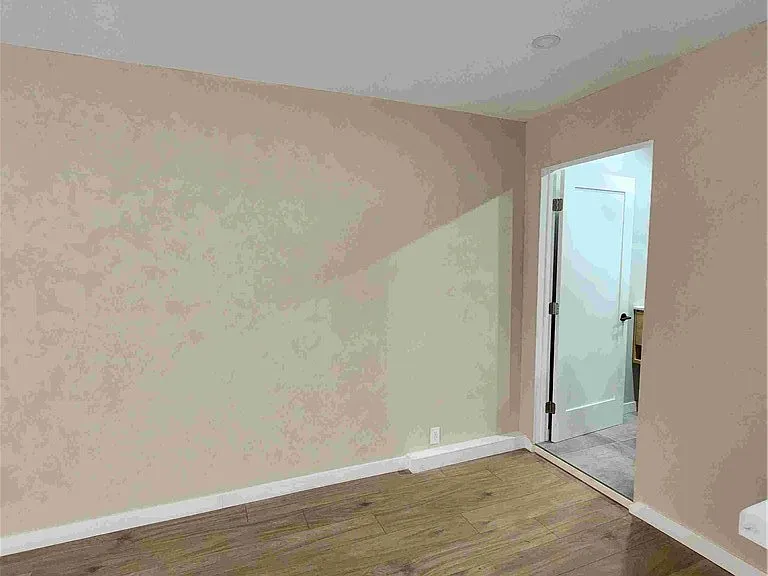 7127 Saranac St — Photo 11
