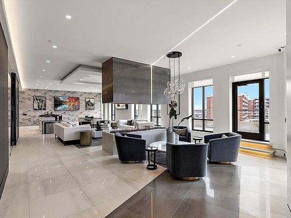 5th image of 34901 Woodward Ave #3