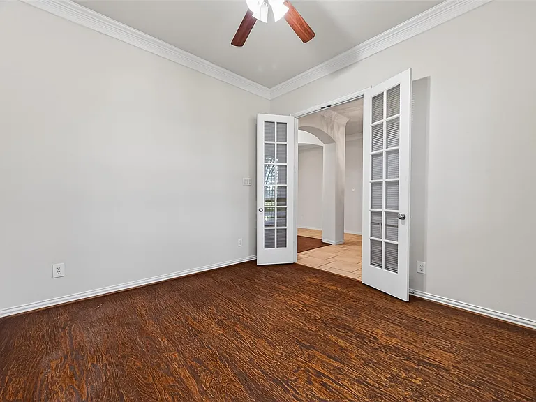 6726 Hathaway Ln — Photo 9
