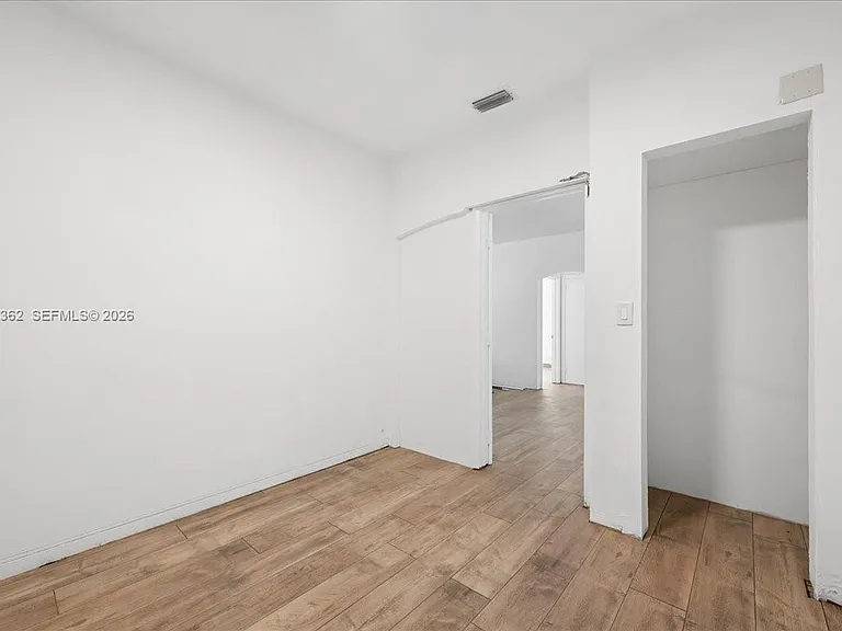 2750 SW 26th St #MAIN — Photo 11