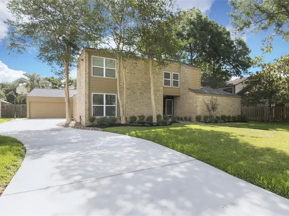 1606 E Hedgecroft Dr, El Lago, TX 77586