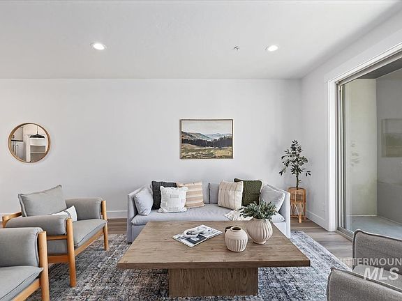 2nd image of 1663 W Burlison Ln