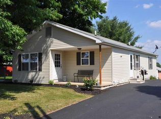 15 Stony Ln, Dover, PA 17315