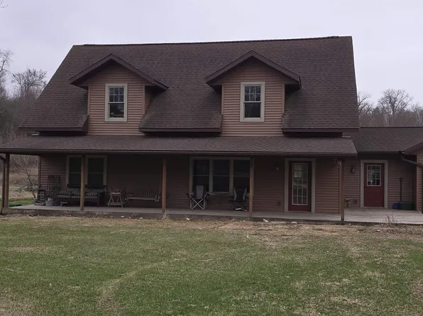 7109 Badger Road, Lancaster, WI 53813