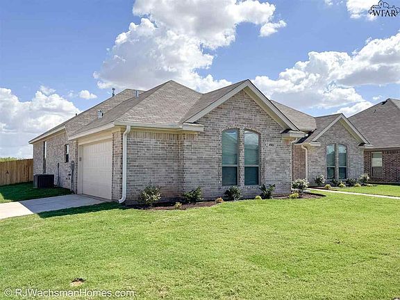 2nd image of 4901 Heisman Dr