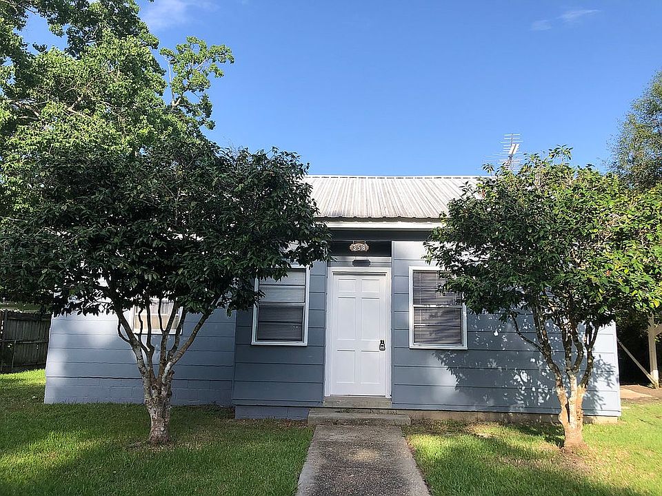 1st image of 358 West Dr