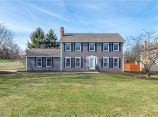 9842 Tamarack Trl, Brecksville, OH 44141