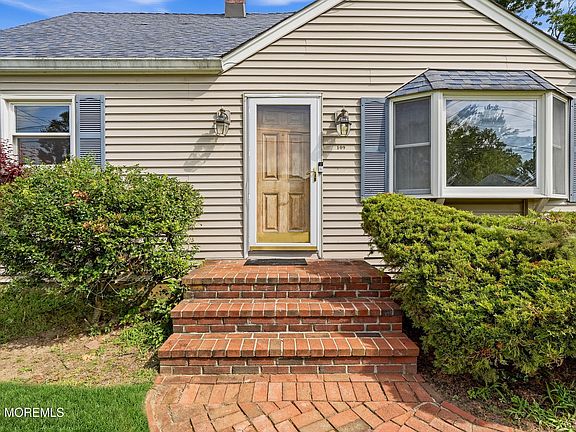 4th image of 109 Willow Drive