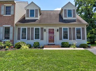 40 Yorkshire Ct, Elizabethtown, PA 17022