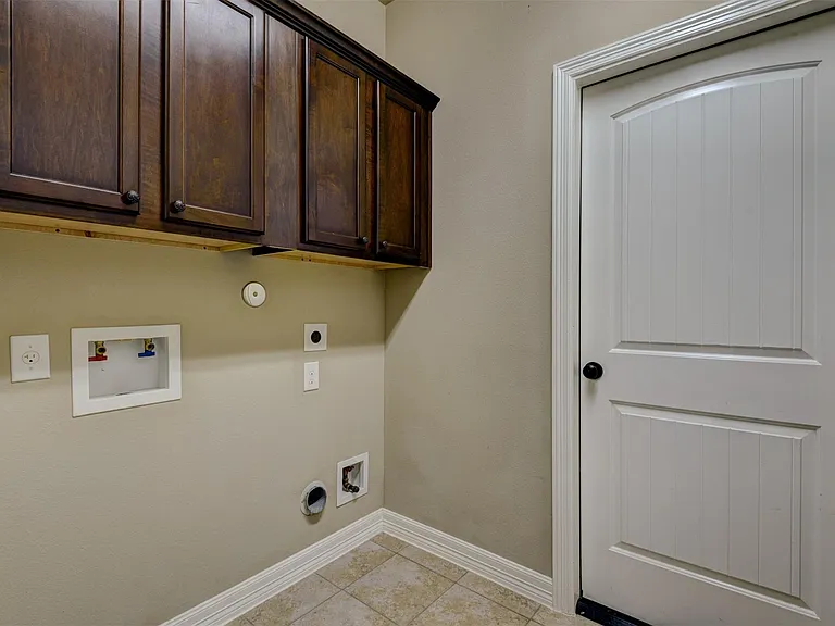 25151 Alina Ln — Photo 19
