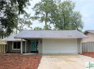 26 Village Green Cir, Savannah, GA 31411