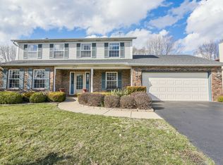2435 Coach And Surrey Ln, Aurora, IL 60506