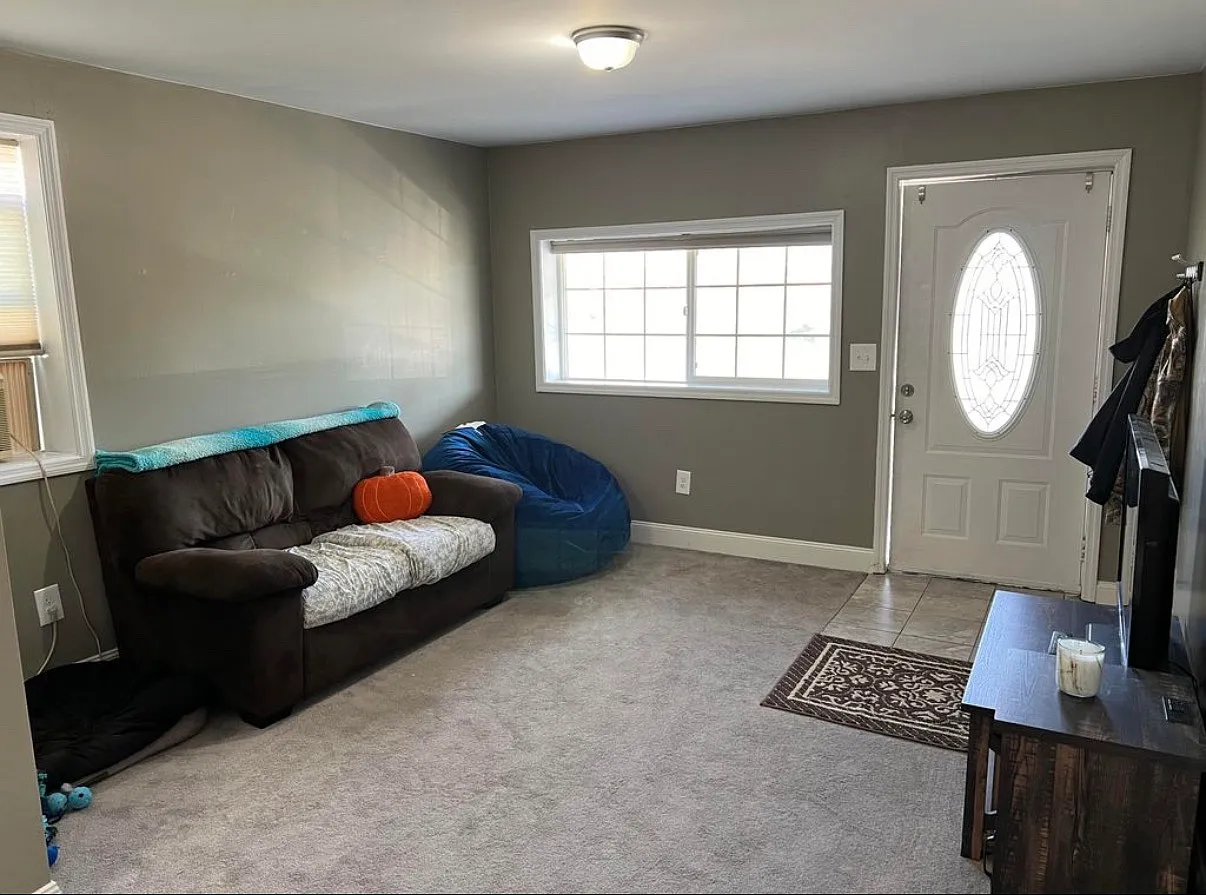 2 bed, 800 sqft, $1,175 — Photo 2