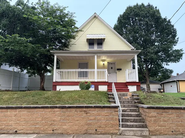 1412 Miami Ct NE, Canton, OH 44714
