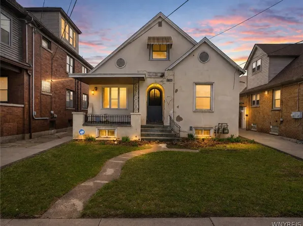 2247 Grand Ave, Niagara Falls, NY 14301