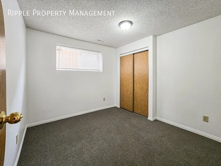 1515 36th St SE #B — Photo 7