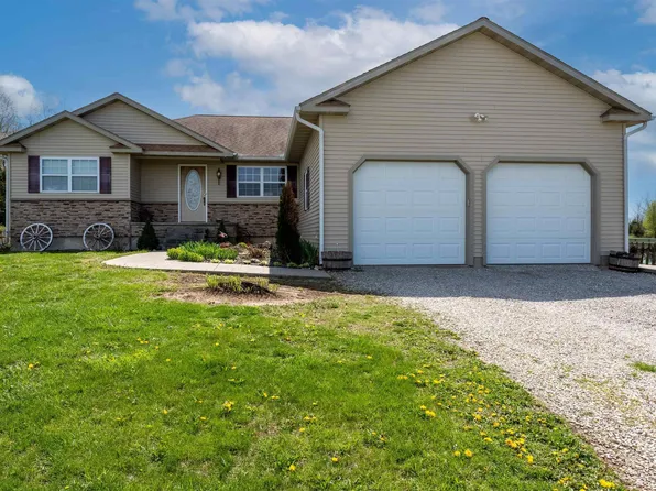 72489 S High, Tipton, MO 65081