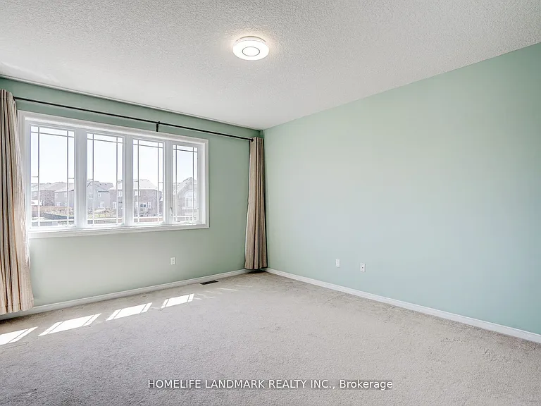 629 College Ave — Photo 20