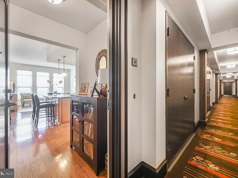 12500 Park Potomac Ave #905 — Photo 27