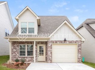 208 Emmett Dr, White House, TN 37188