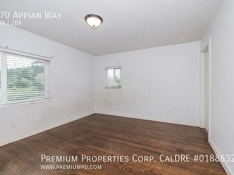 870 Appian Way — Photo 26