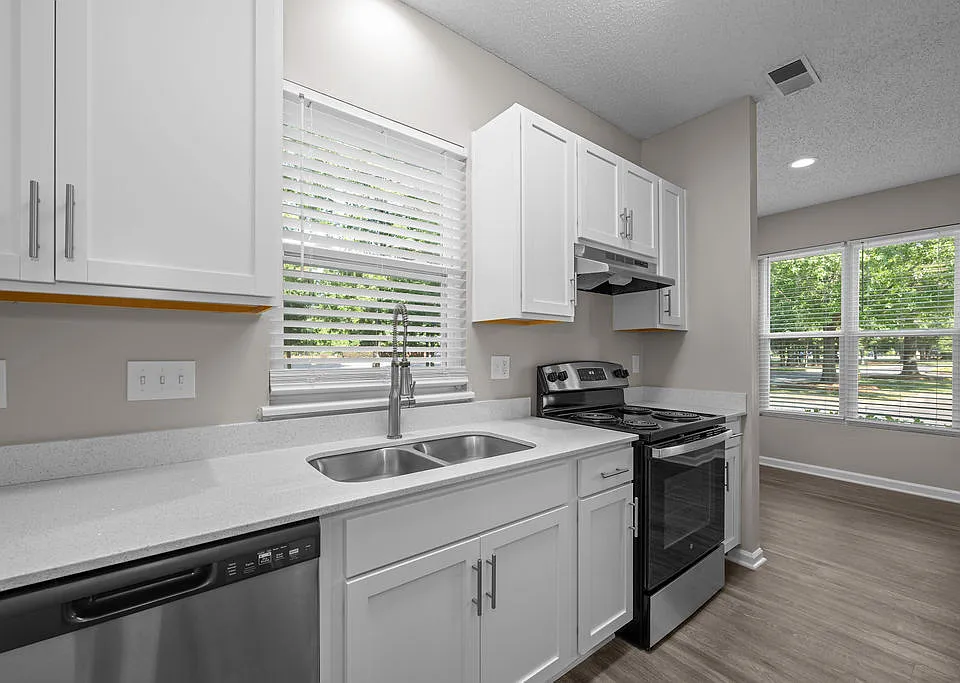 The Arboretum apartments community photo