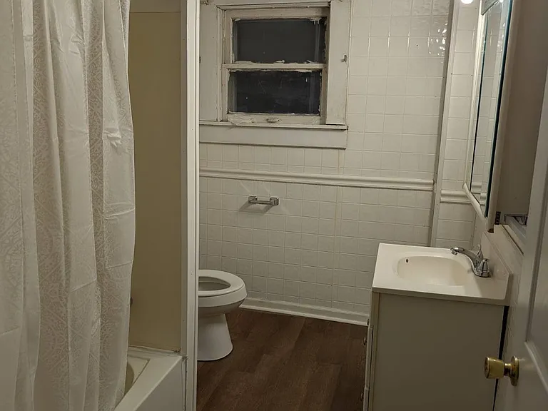 915 S Freedom Ave — Photo 10