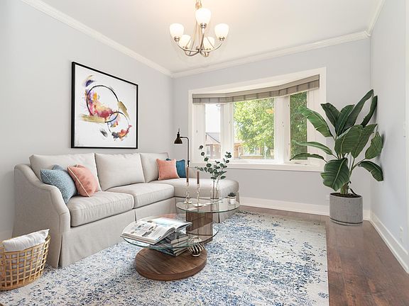 2nd image of 3552 W Evergreen Ave #1