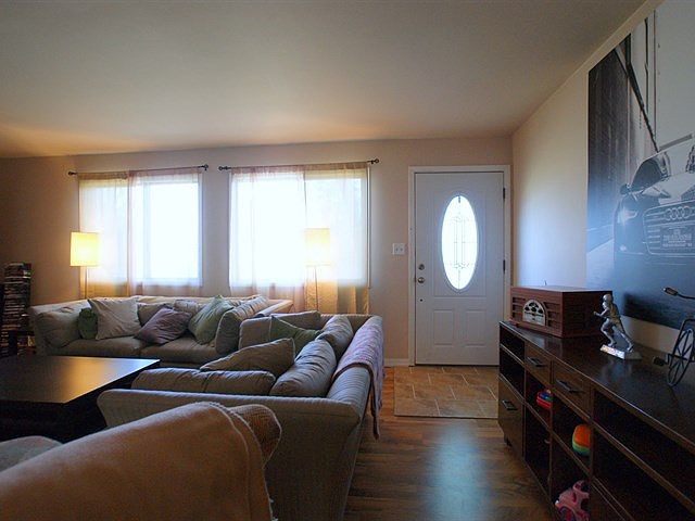 1st image of 5116 Carol Ln #17