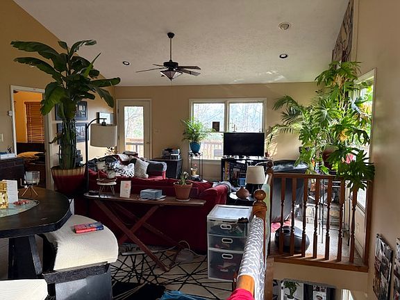 5th image of 253 Briar Rose Trl