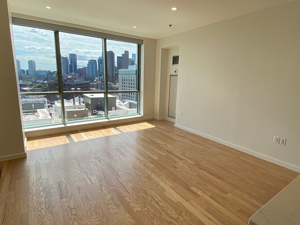 Spacious living space