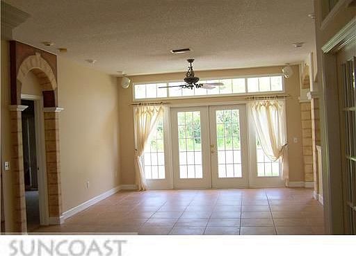 2nd image of 1620 Crossvine Ct