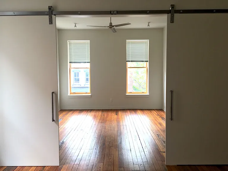 1200 Main St — Photo 14