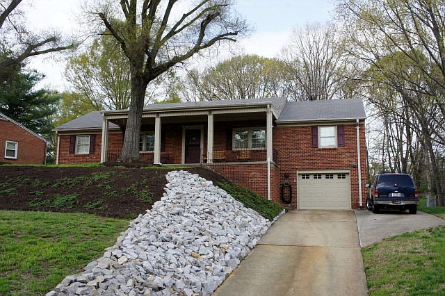 1st image of 116 Ginger Dr