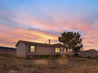 49611 Three Points Rd, Lancaster, CA, 93536