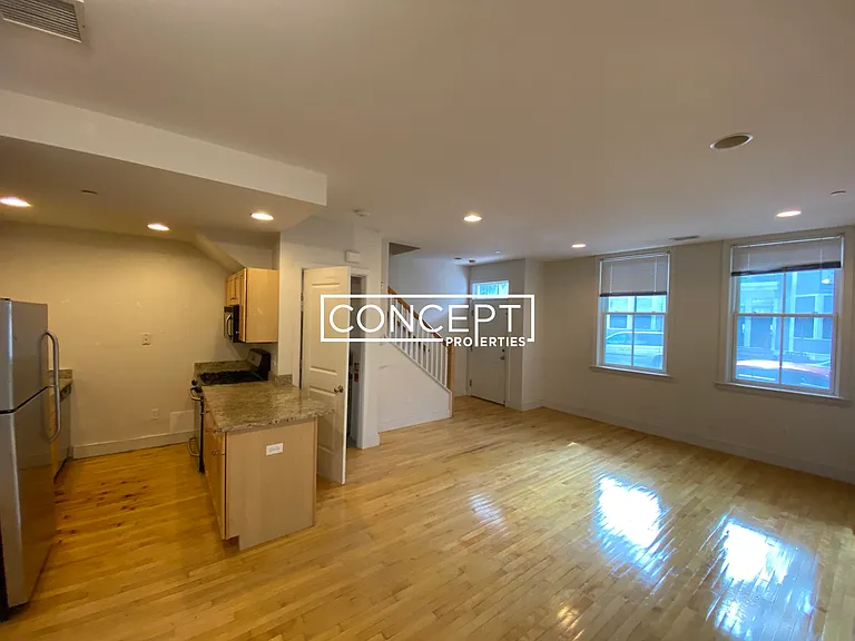 110A 2nd St #112 — Photo 4