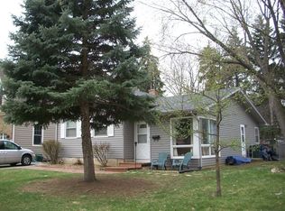 1315 N Webster St, Naperville, IL 60563