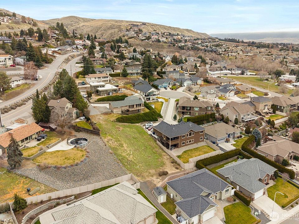 1st image of 554 Bengal Lane